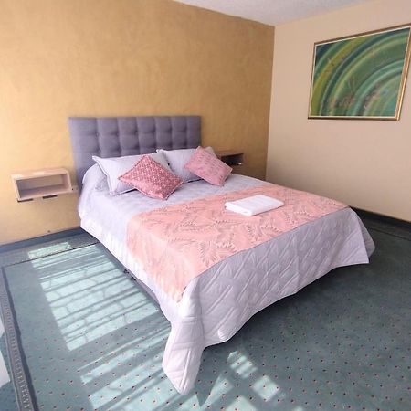 Innovar Casa Hostal ボゴタ エクステリア 写真