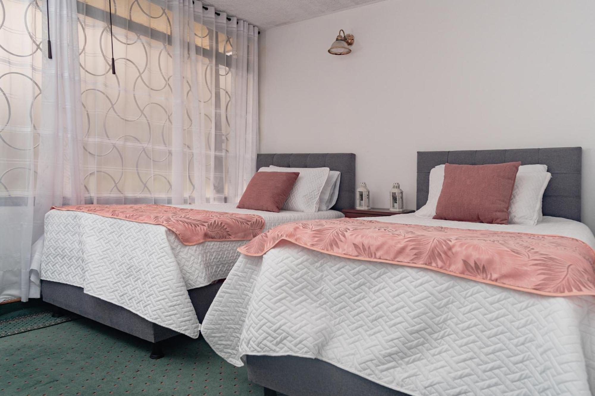 Innovar Casa Hostal ボゴタ エクステリア 写真