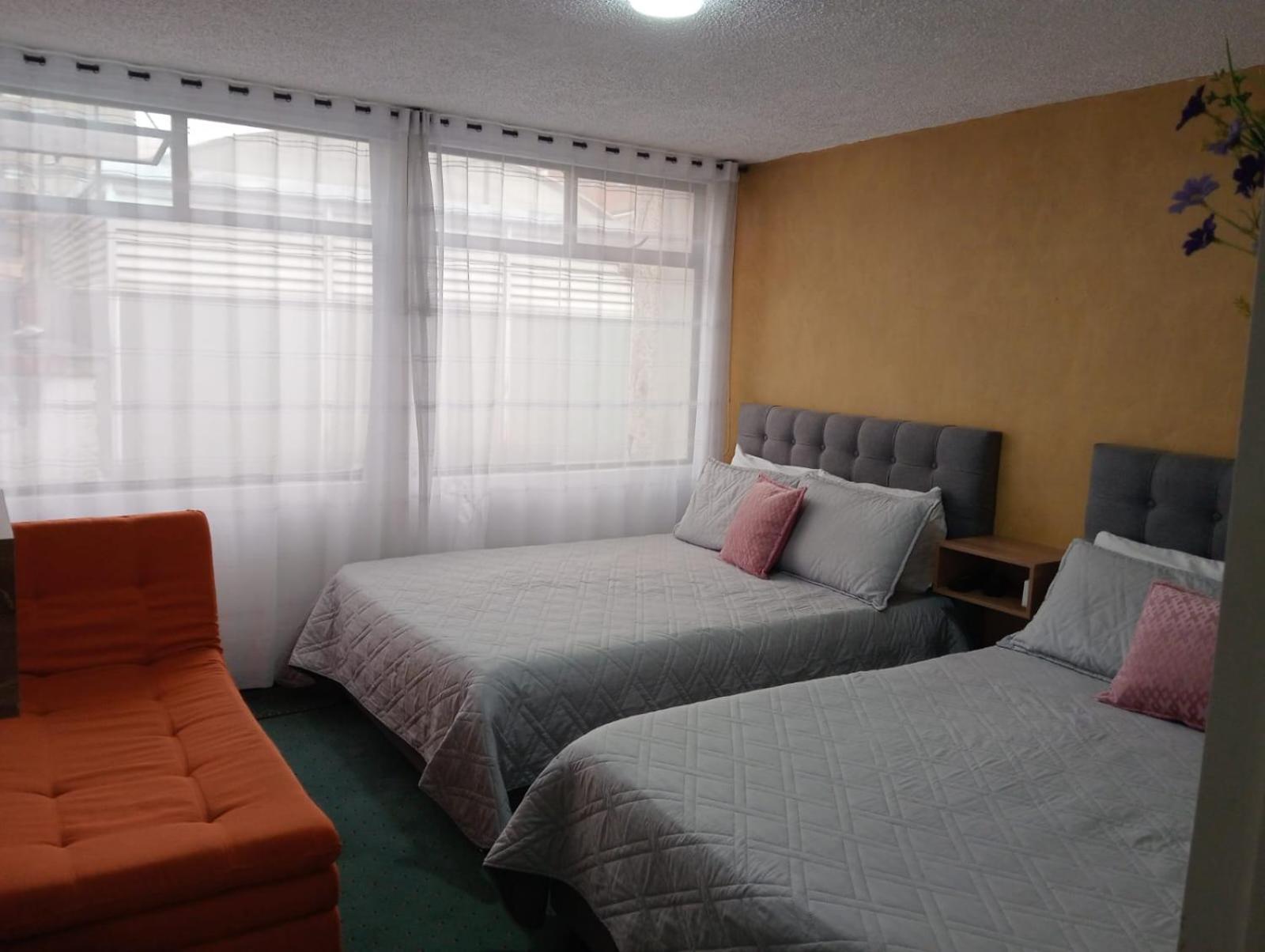 Innovar Casa Hostal ボゴタ エクステリア 写真